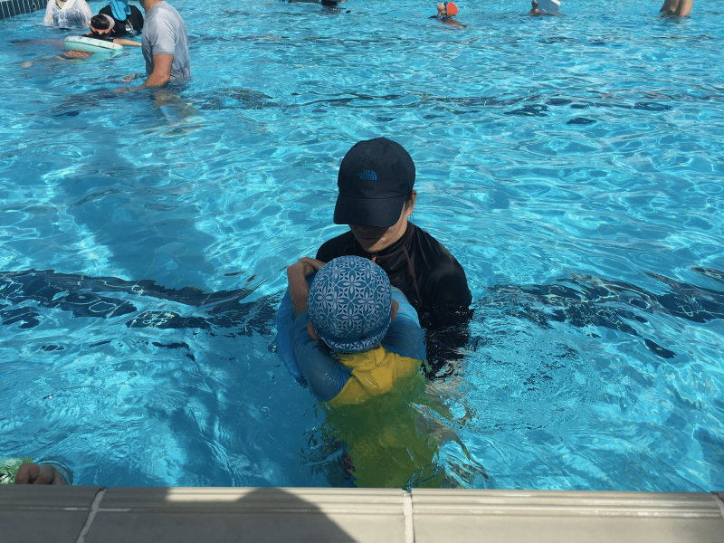 hk-swim-ocean-child1970